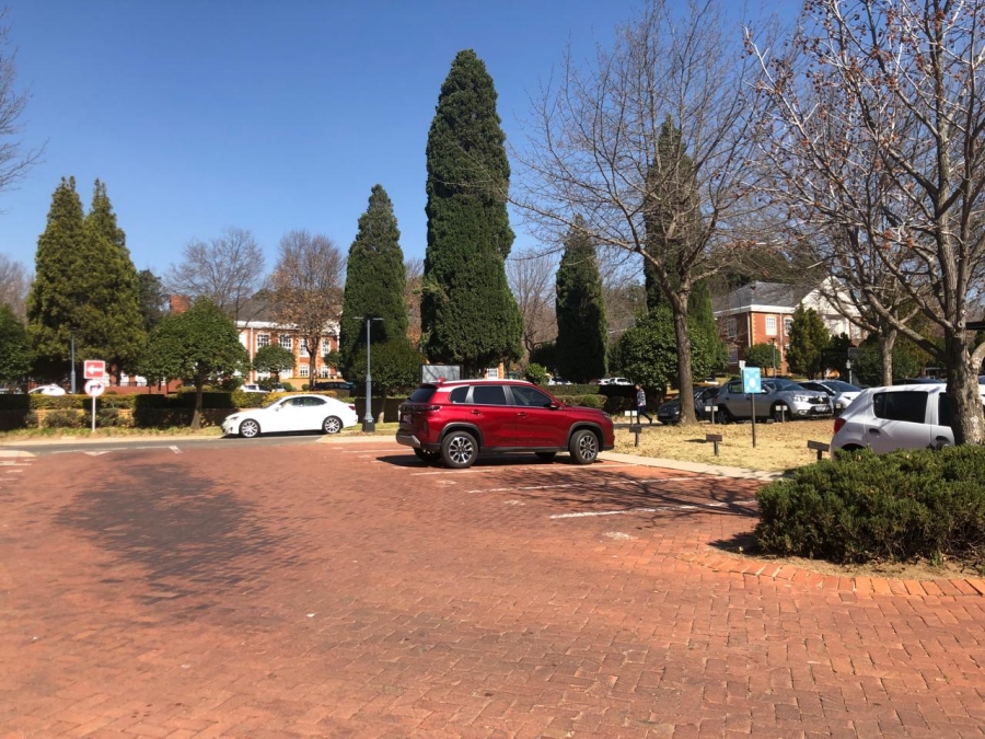 To Let commercial Property for Rent in Bryanston Gauteng