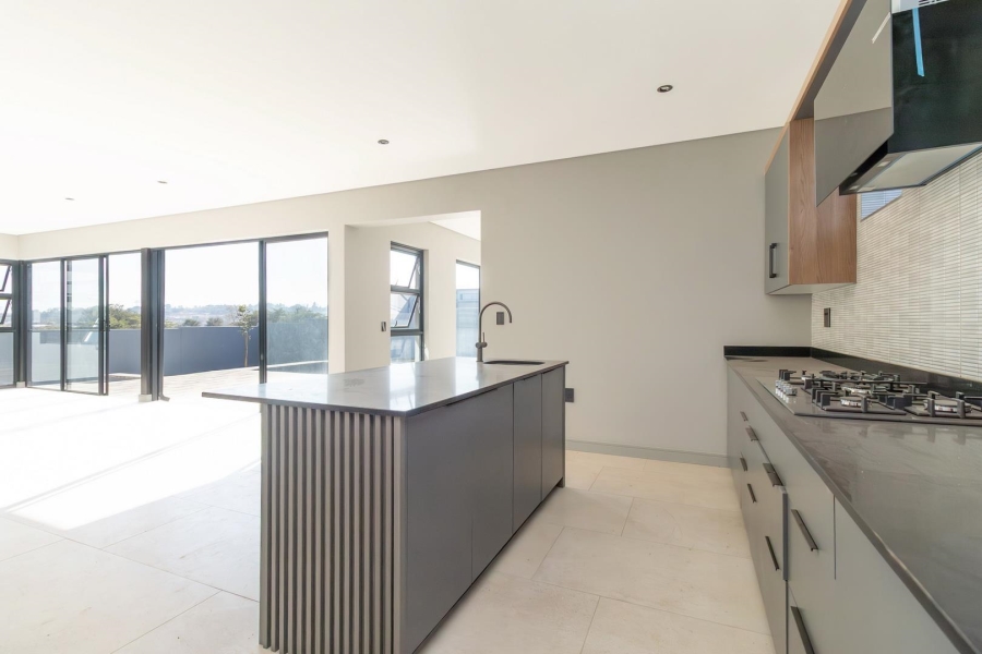 5 Bedroom Property for Sale in Helderfontein Estate Gauteng