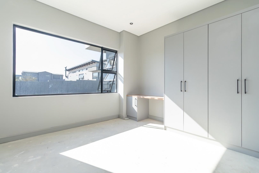 5 Bedroom Property for Sale in Helderfontein Estate Gauteng