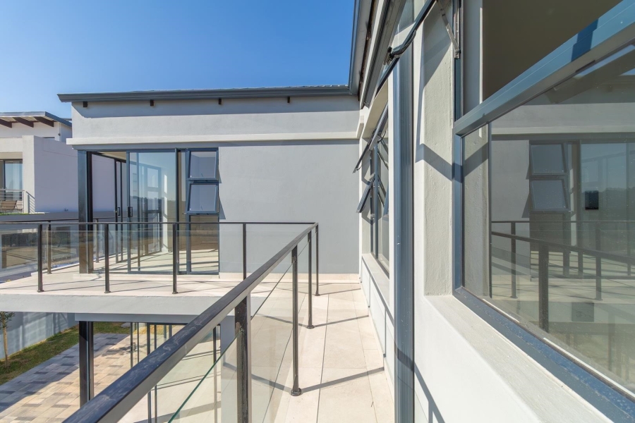 5 Bedroom Property for Sale in Helderfontein Estate Gauteng