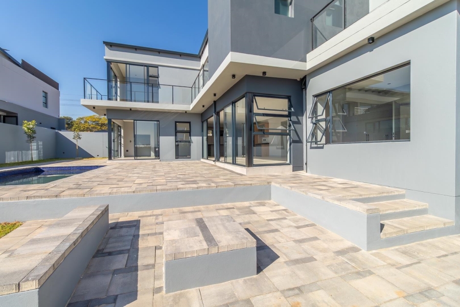 5 Bedroom Property for Sale in Helderfontein Estate Gauteng