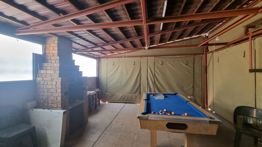 3 Bedroom Property for Sale in Brackendowns Gauteng