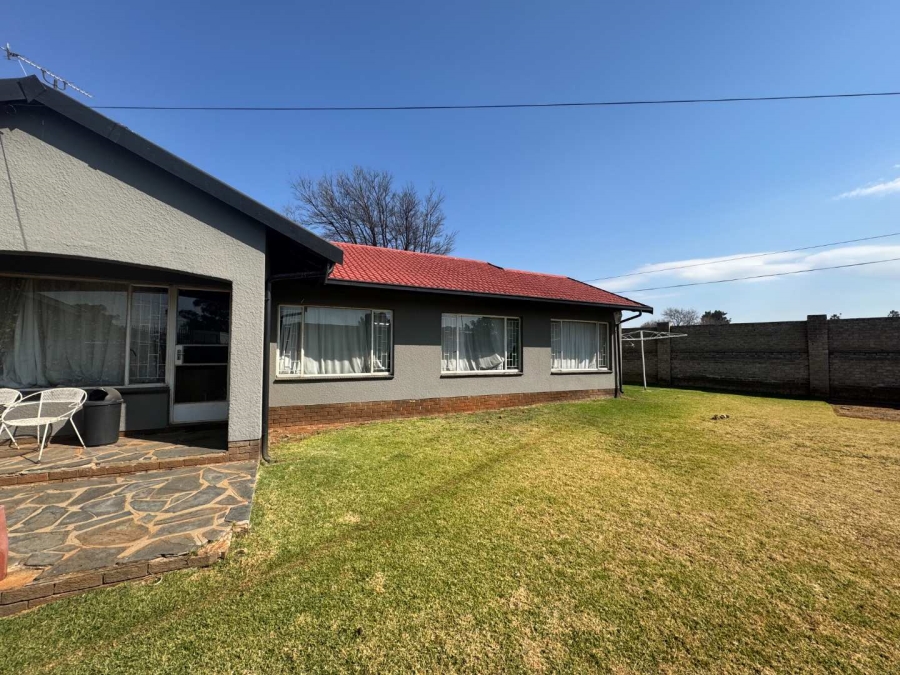 3 Bedroom Property for Sale in Florentia Gauteng
