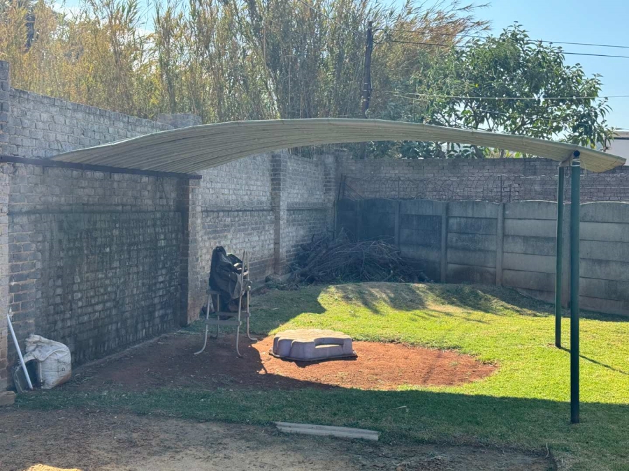 3 Bedroom Property for Sale in Florentia Gauteng