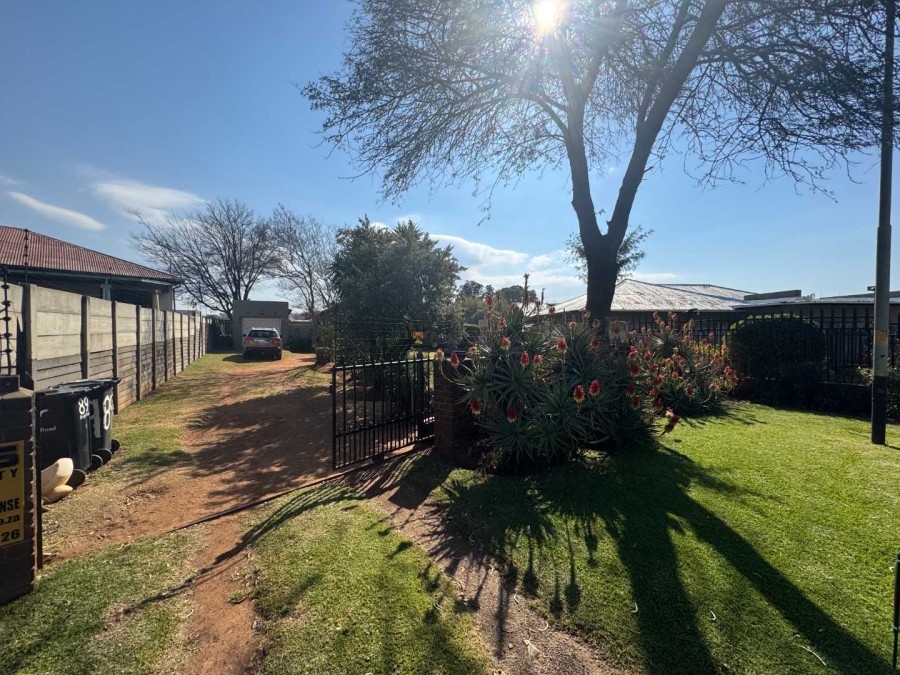 3 Bedroom Property for Sale in Florentia Gauteng