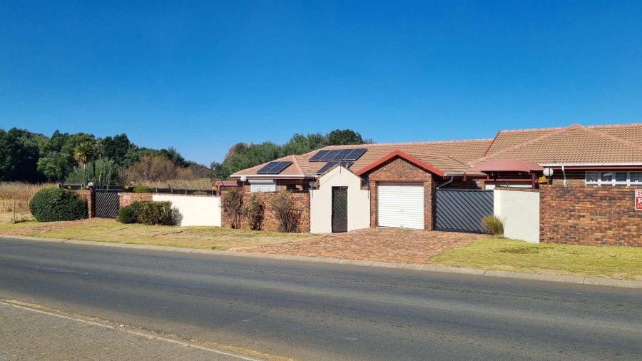 2 Bedroom Property for Sale in Mayfield Gauteng