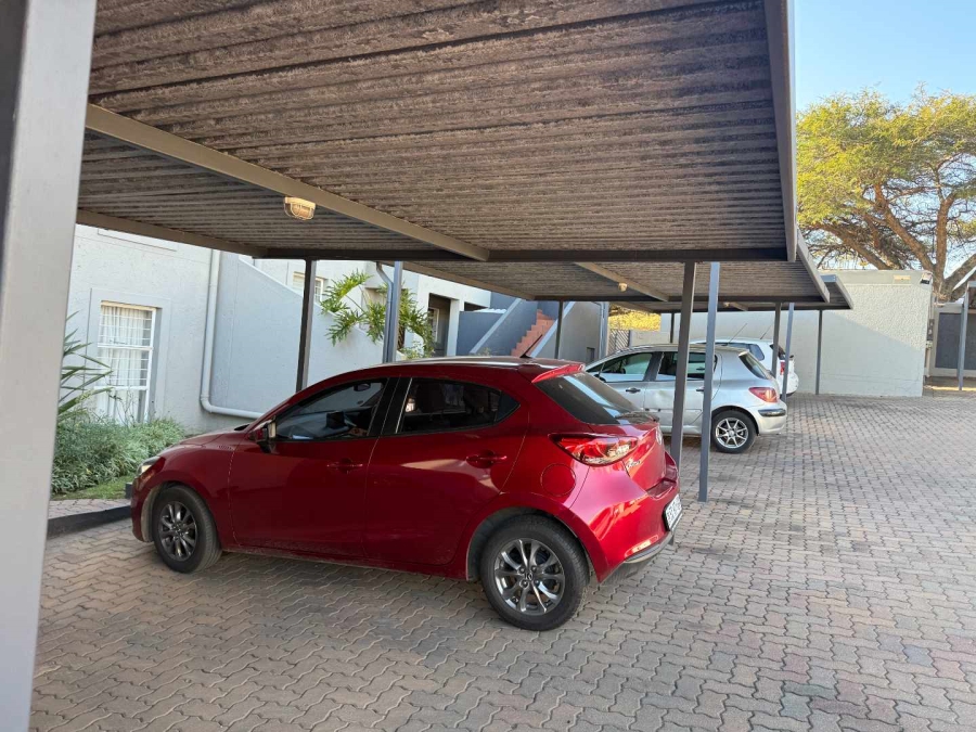 To Let 2 Bedroom Property for Rent in Constantia Kloof Gauteng