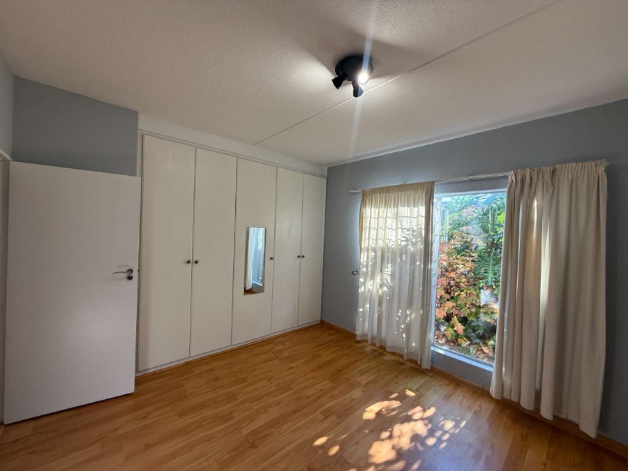 To Let 2 Bedroom Property for Rent in Constantia Kloof Gauteng