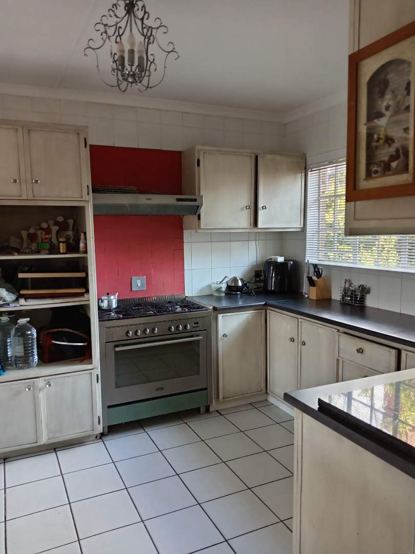 4 Bedroom Property for Sale in Radiokop Gauteng
