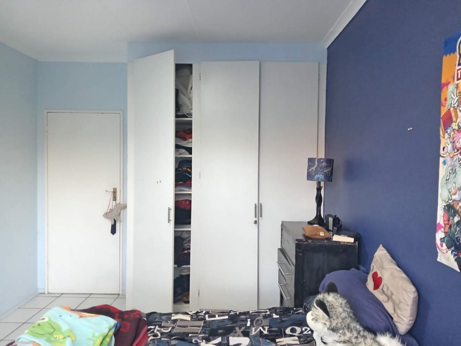 4 Bedroom Property for Sale in Radiokop Gauteng