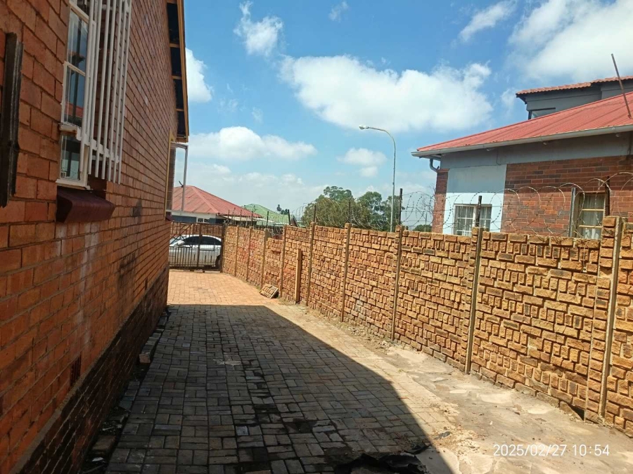 3 Bedroom Property for Sale in Jan Hofmeyer Gauteng