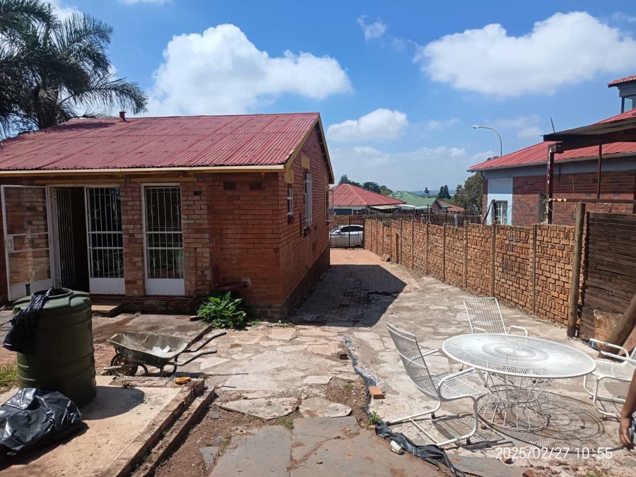 3 Bedroom Property for Sale in Jan Hofmeyer Gauteng