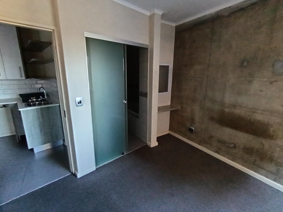 1 Bedroom Property for Sale in Hatfield Gauteng