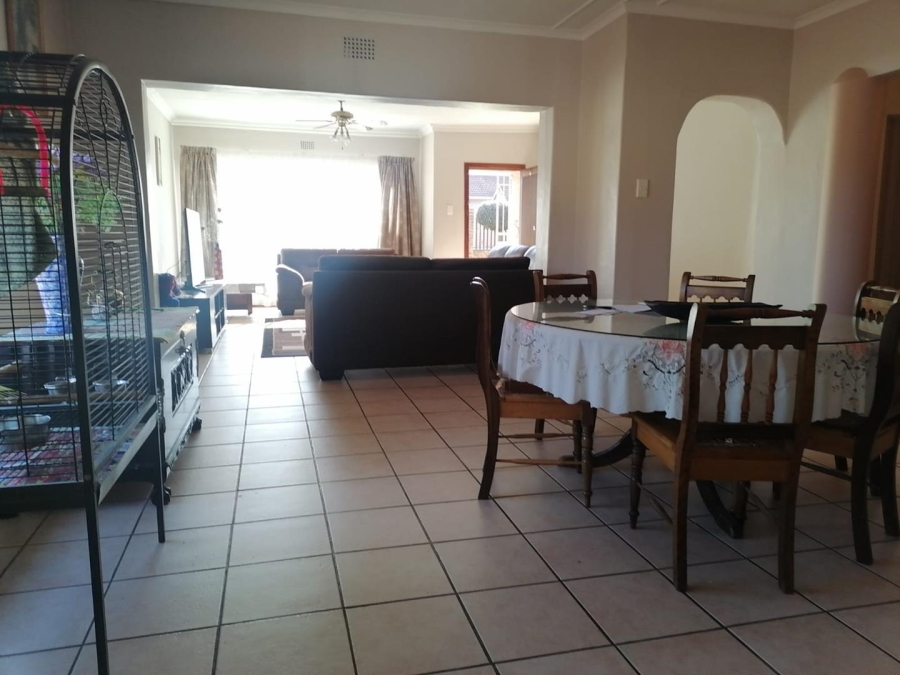 4 Bedroom Property for Sale in Van Riebeeck Park Gauteng