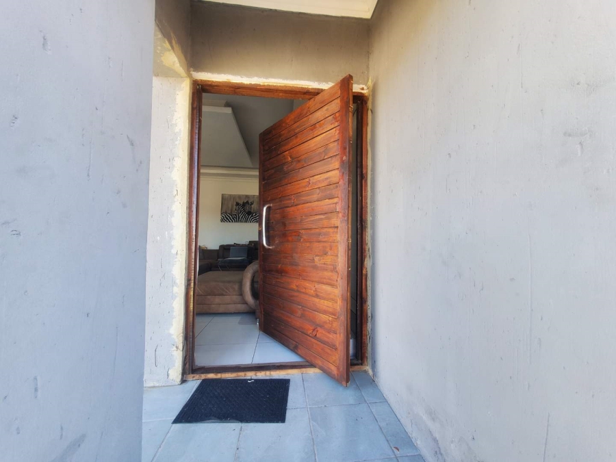 3 Bedroom Property for Sale in Wildtuinpark Gauteng