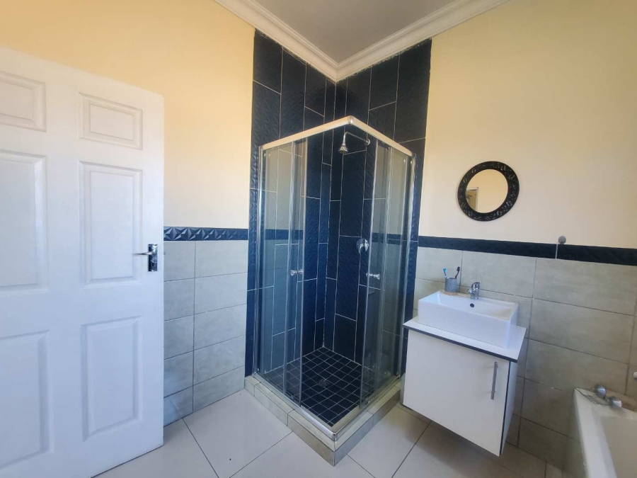 3 Bedroom Property for Sale in Wildtuinpark Gauteng