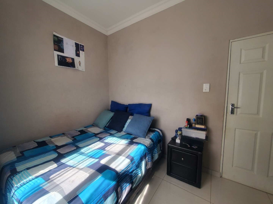 3 Bedroom Property for Sale in Wildtuinpark Gauteng
