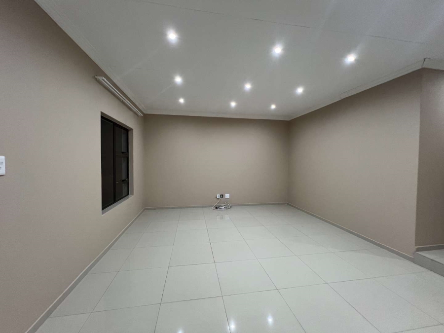 3 Bedroom Property for Sale in Groblerpark Gauteng