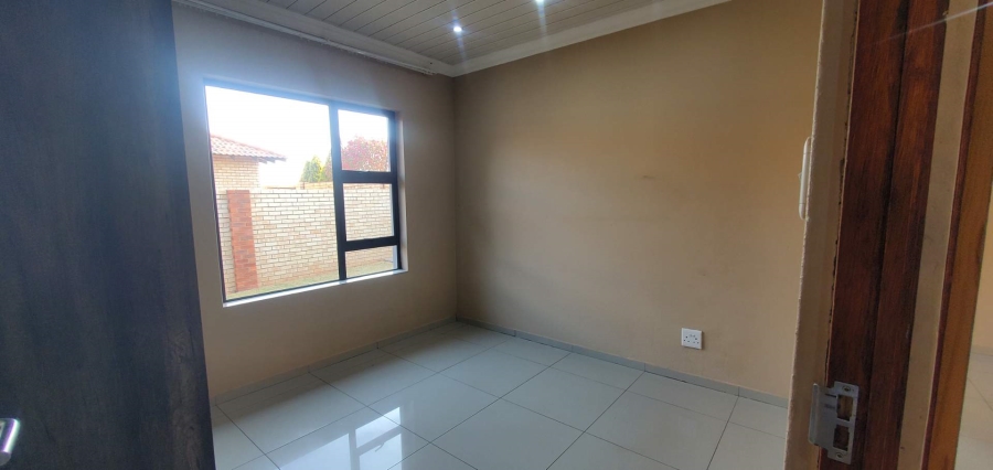 3 Bedroom Property for Sale in Groblerpark Gauteng