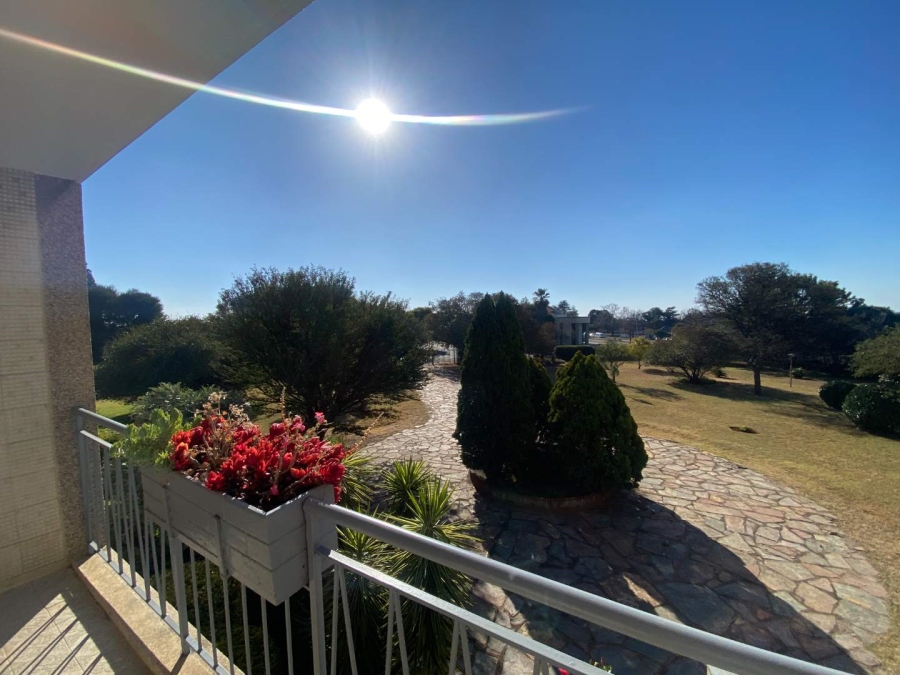 3 Bedroom Property for Sale in Monument Gauteng