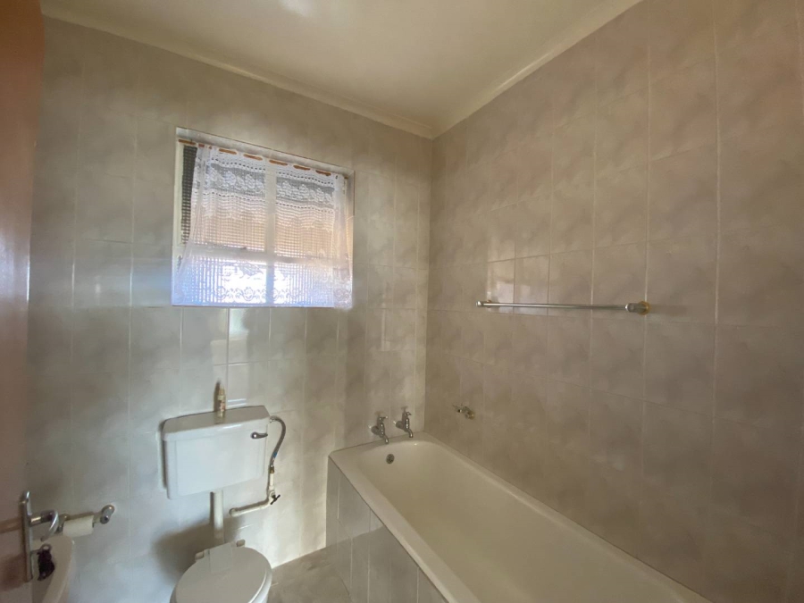 3 Bedroom Property for Sale in Monument Gauteng