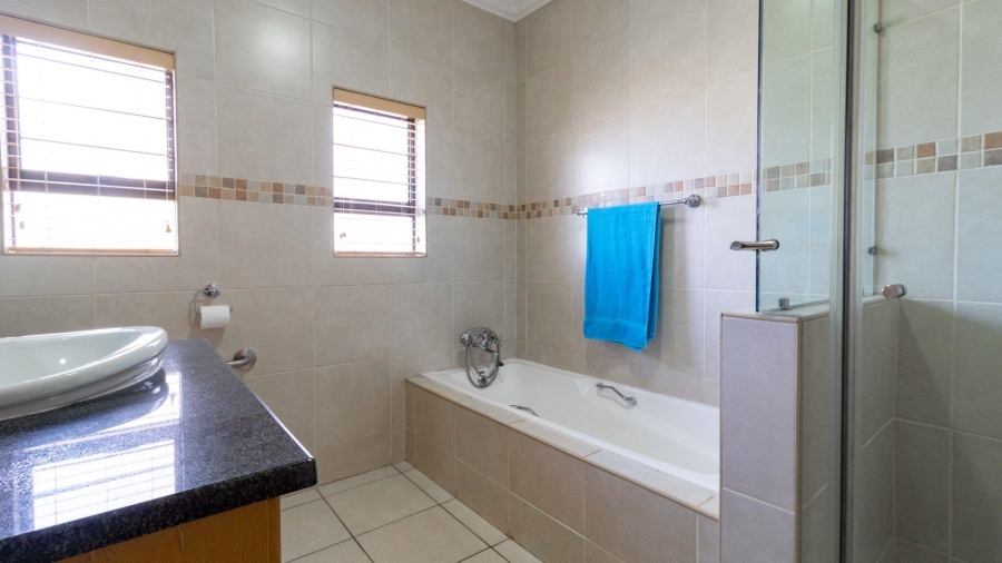 3 Bedroom Property for Sale in Meyersdal Gauteng