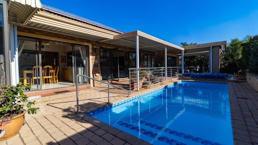 3 Bedroom Property for Sale in Meyersdal Gauteng