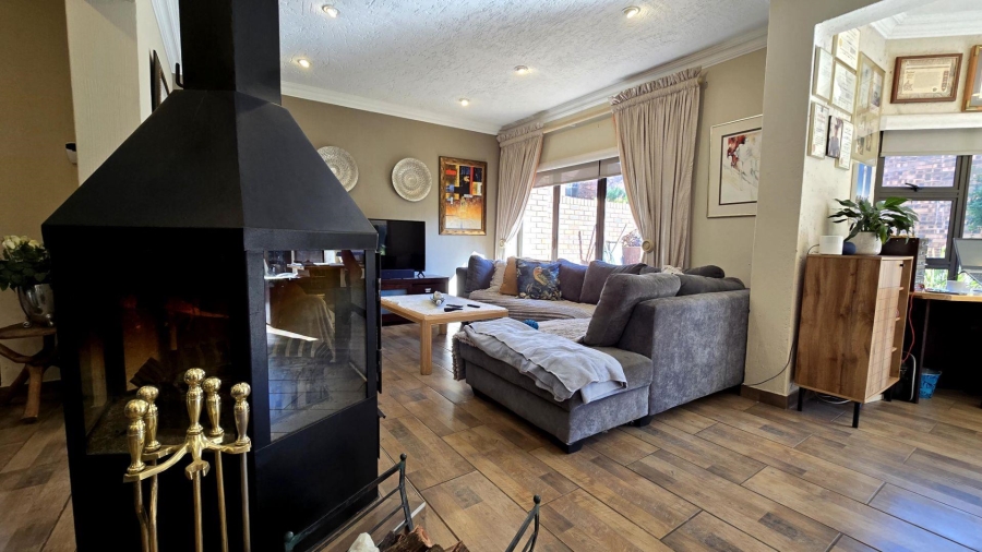 3 Bedroom Property for Sale in Meyersdal Gauteng