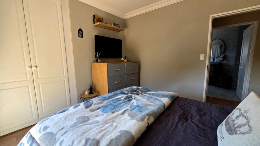 3 Bedroom Property for Sale in Meyersdal Gauteng
