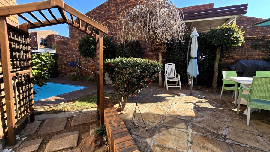 3 Bedroom Property for Sale in Meyersdal Gauteng