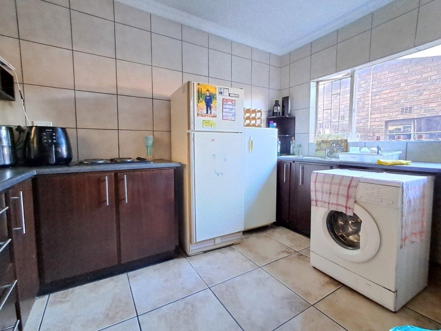 3 Bedroom Property for Sale in Brackenhurst Gauteng