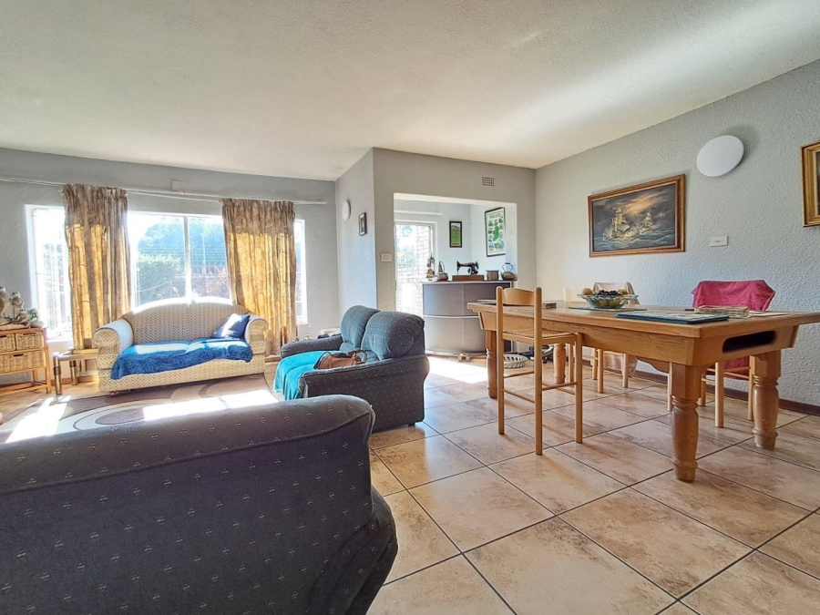 3 Bedroom Property for Sale in Brackenhurst Gauteng