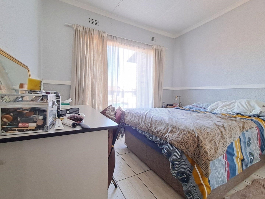 3 Bedroom Property for Sale in Brackenhurst Gauteng