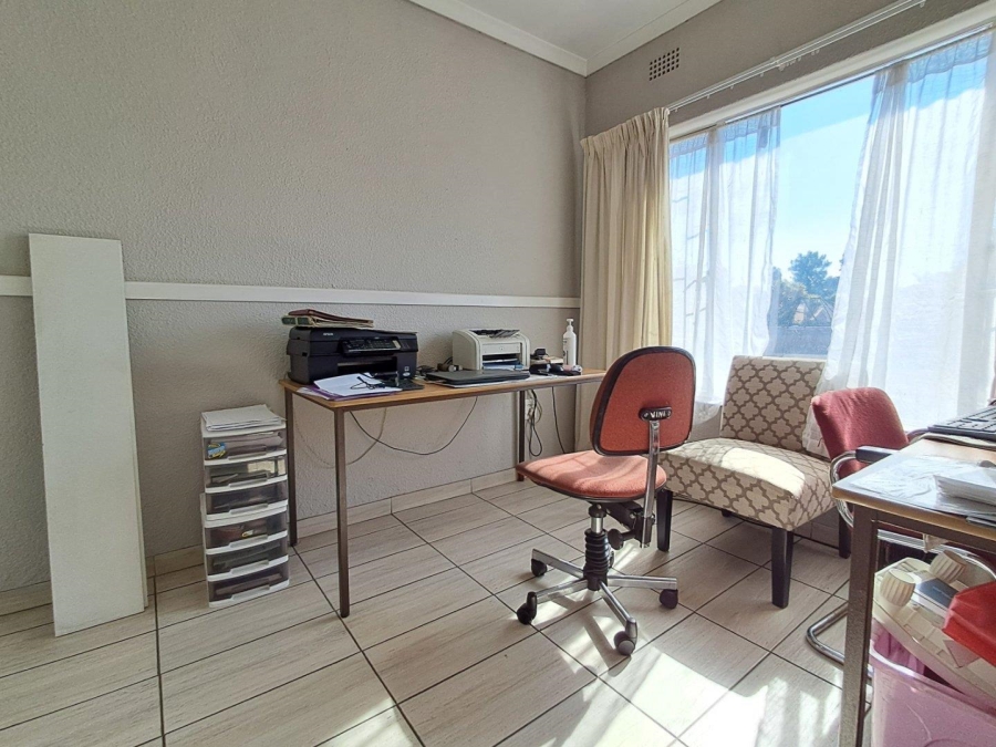 3 Bedroom Property for Sale in Brackenhurst Gauteng