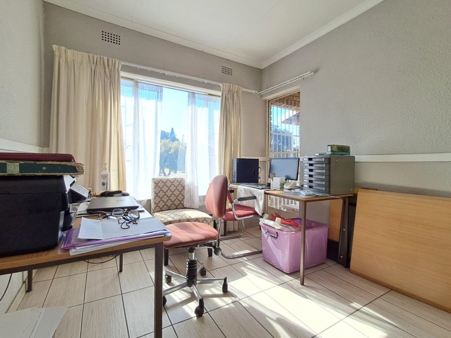 3 Bedroom Property for Sale in Brackenhurst Gauteng