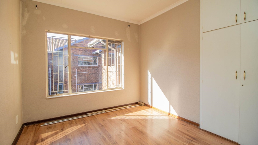 2 Bedroom Property for Sale in Beyerspark Gauteng