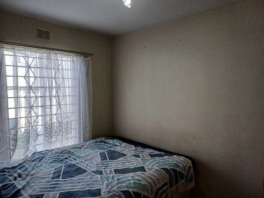 2 Bedroom Property for Sale in Mulbarton Gauteng