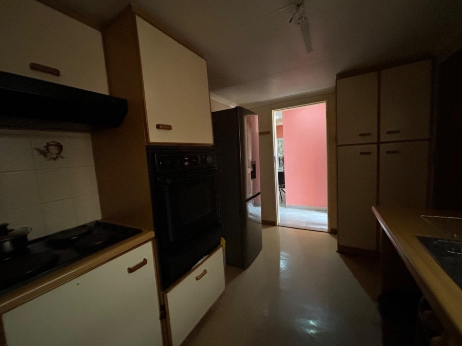 To Let 3 Bedroom Property for Rent in Lindhaven Gauteng