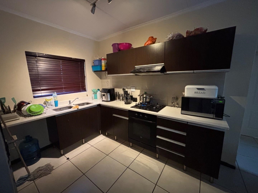 To Let 3 Bedroom Property for Rent in Fourways Gauteng