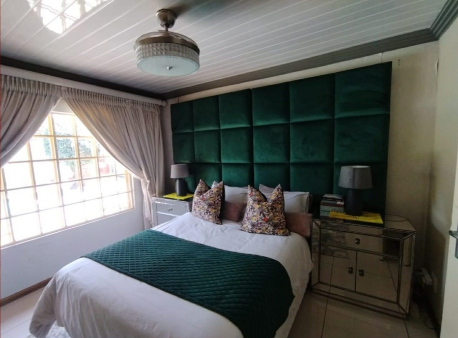3 Bedroom Property for Sale in Garsfontein Gauteng