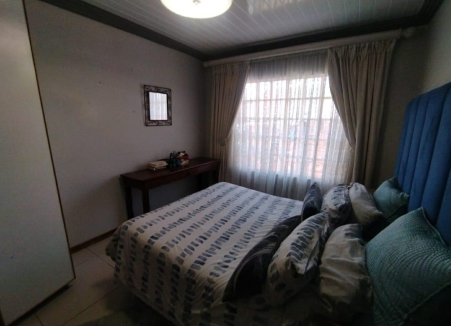 3 Bedroom Property for Sale in Garsfontein Gauteng