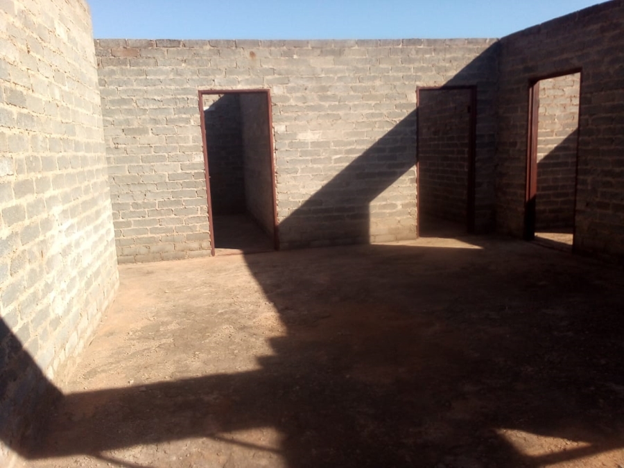 4 Bedroom Property for Sale in Mabopane Gauteng