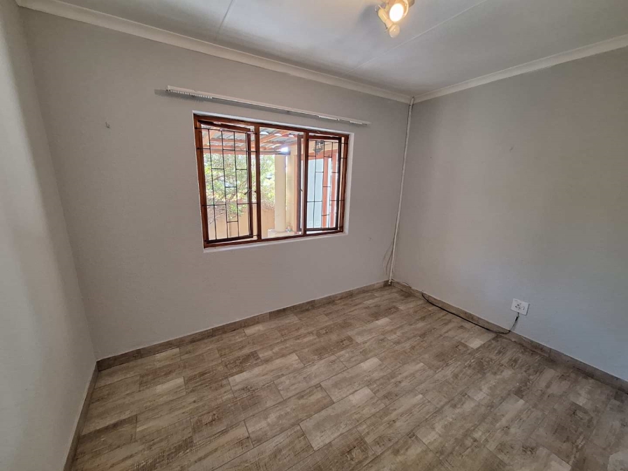 To Let 3 Bedroom Property for Rent in Randburg Gauteng