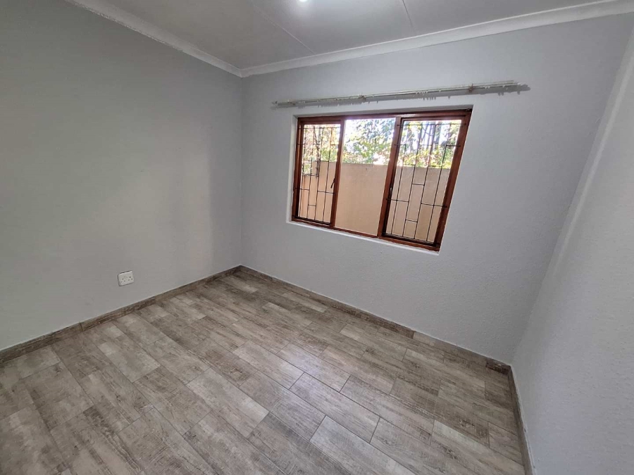 To Let 3 Bedroom Property for Rent in Randburg Gauteng