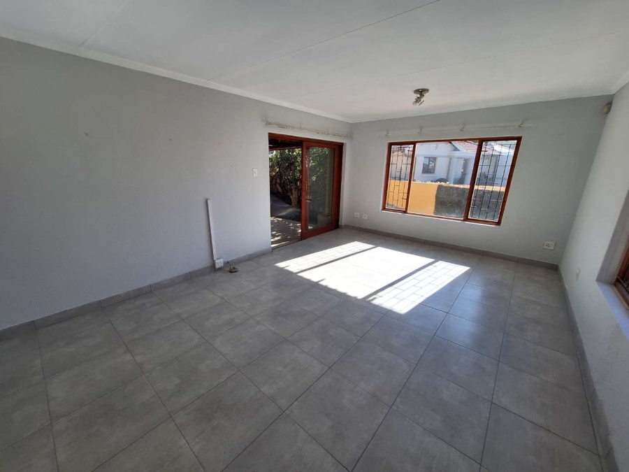 To Let 3 Bedroom Property for Rent in Randburg Gauteng