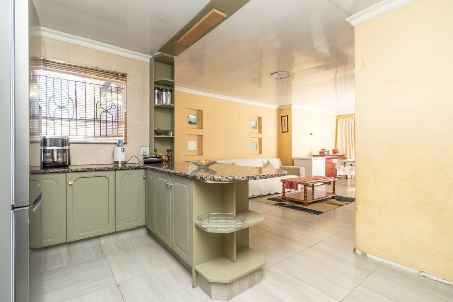 4 Bedroom Property for Sale in Cosmo City Gauteng