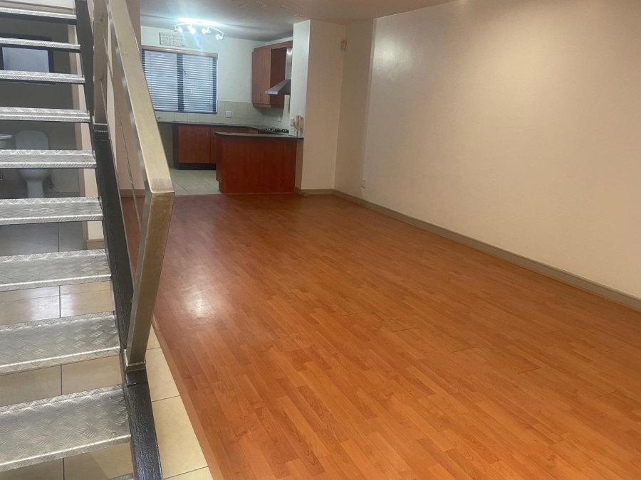 To Let 2 Bedroom Property for Rent in Melrose North Gauteng