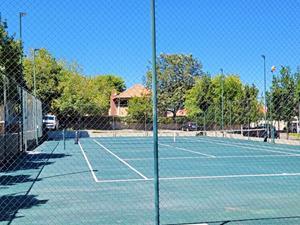 To Let 2 Bedroom Property for Rent in Maroeladal Gauteng