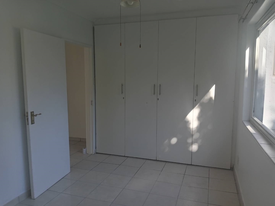 To Let 2 Bedroom Property for Rent in Orange Grove Gauteng