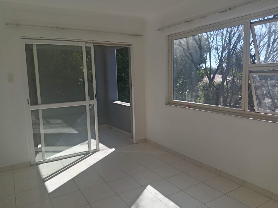 To Let 2 Bedroom Property for Rent in Orange Grove Gauteng